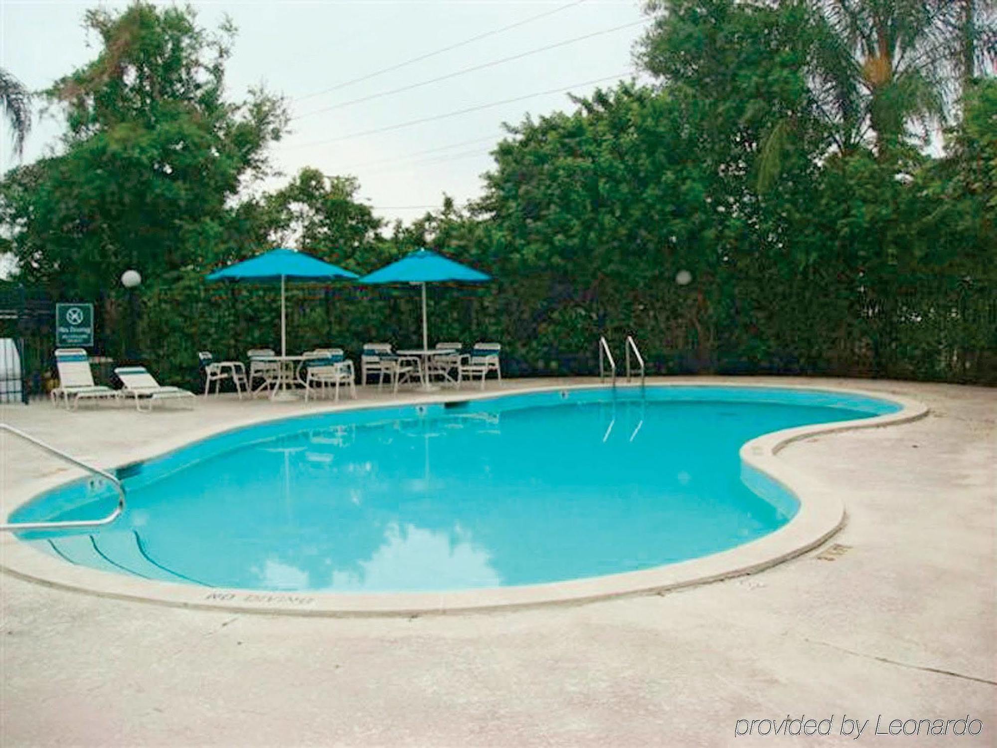 Hotel La Quinta By Wyndham Tampa Brandon West Exterior foto